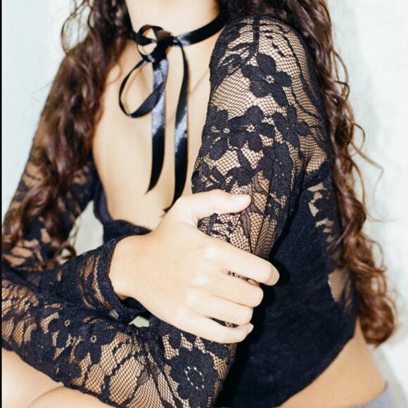 Motel Rocks Khafila Black Lace Long Sleeve Corset Top Size S - Picture 2 of 12